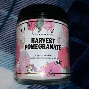 Bath and Body Works Harvest Pomegranate Petite Candle